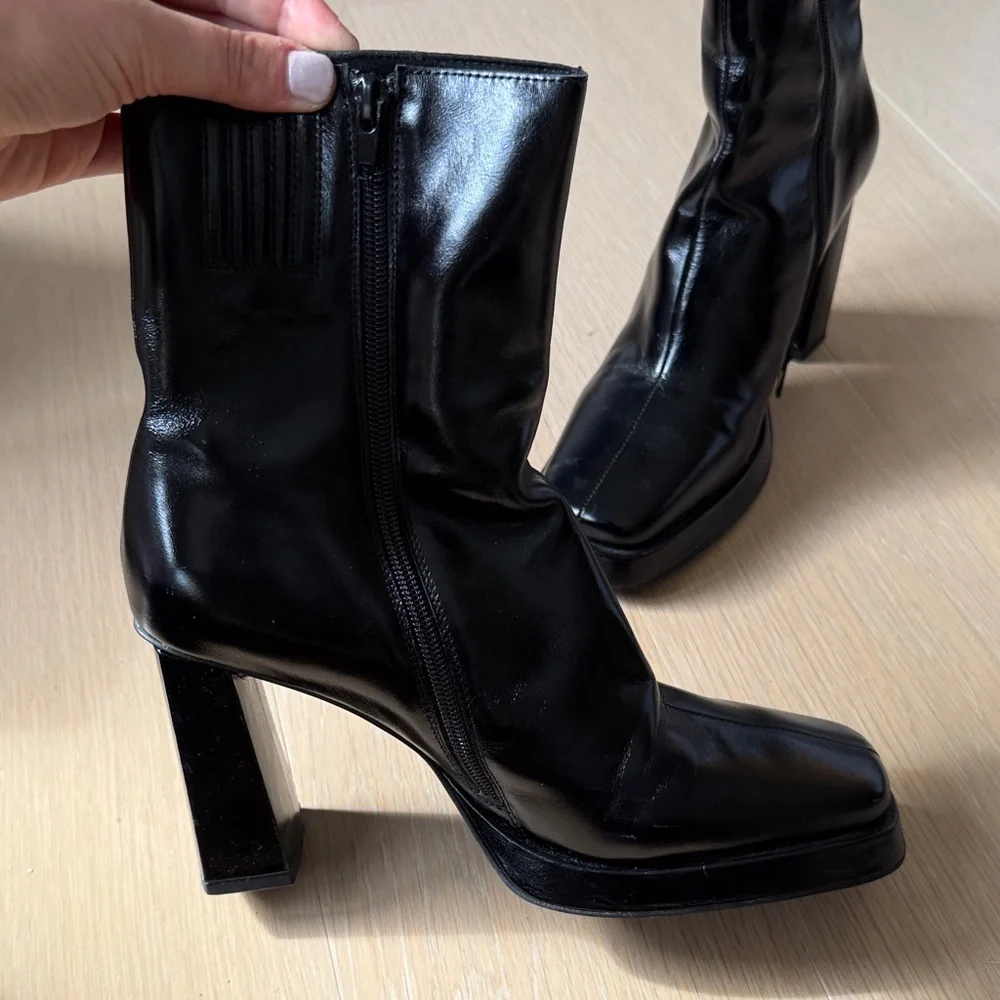 Jeffrey Campbell Maximal L2 Boot - Picture 4 of 5